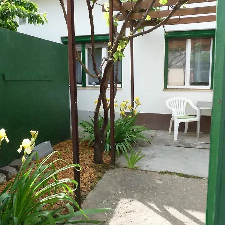 Zizi Apartmán Debrecín